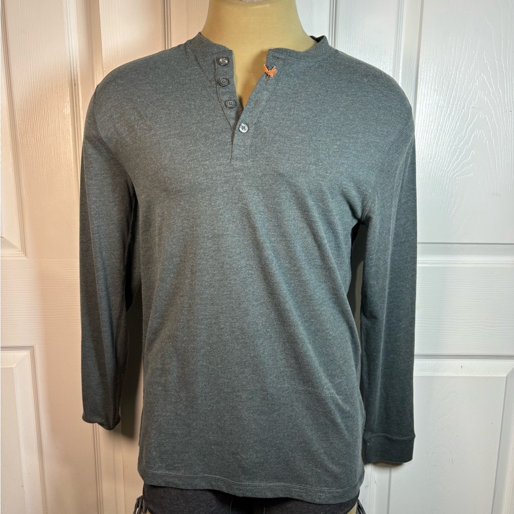 Men's Gray Long Sleeve Henley
